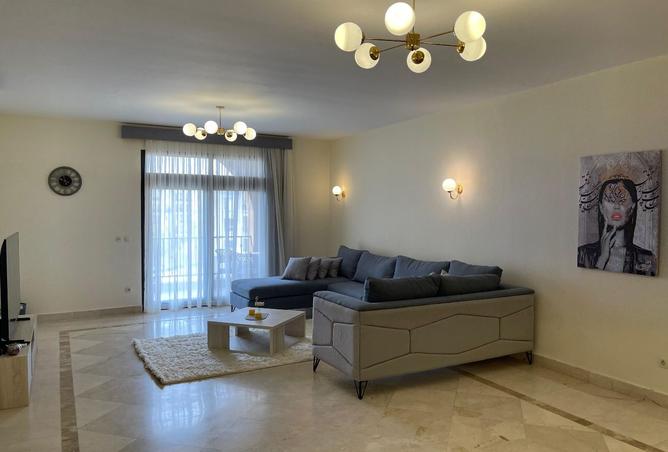 8444941 - Property Image 2