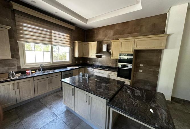 8523930 - Property Image 3