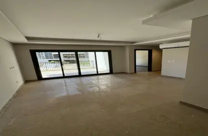 Apartment - 4 Bedrooms - 4 Bathrooms for sale in Park Side Residence - Zed Towers - Sheikh Zayed Compounds - Sheikh Zayed City - Giza