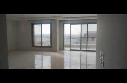 شقة - 2 غرف نوم - 2 حمامات للايجار في فيلدج جيت - المستثمرين الجنوبية - مدينة القاهرة الجديدة - القاهرة