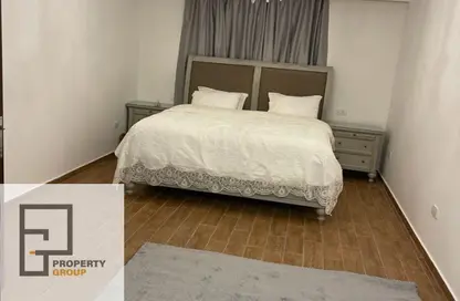 Apartment - 2 Bedrooms - 2 Bathrooms for sale in Street 16 - 1st District - Sheikh Zayed City - Giza