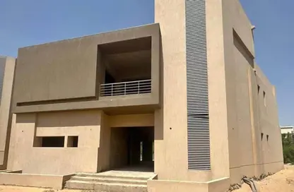 Villa - 4 Bedrooms - 4 Bathrooms for sale in New Giza - Cairo Alexandria Desert Road - 6 October City - Giza