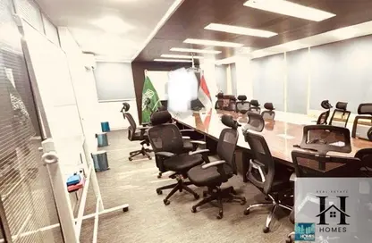 نصف طابق - استوديو - 4 حمامات للايجار في شارع المشير احمد اسماعيل - شيراتون المطار - النزهة - القاهرة