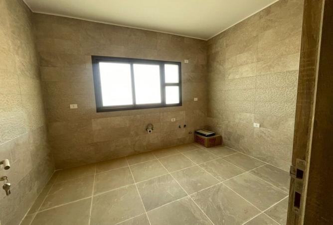 8476615 - Property Image 3