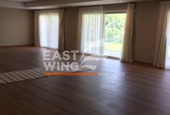 8318063 - Property Image 2