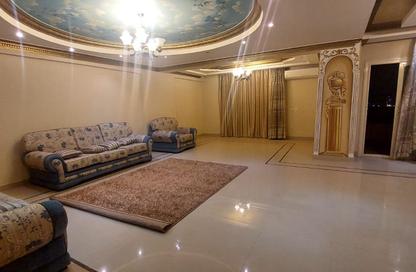 Apartment - 3 Bedrooms - 3 Bathrooms for rent in Ahmed Al Zomor St. - 8th Zone - Nasr City - Cairo