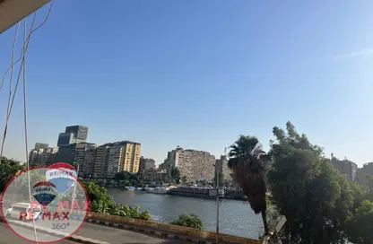 شقة - 4 غرف نوم - 3 حمامات للبيع في شارع ابن زنكي - الزمالك - القاهرة