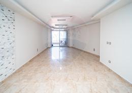شقة - 2 غرف نوم - 2 حمامات for للبيع in طريق الجيش - ميامي - حي اول المنتزة - الاسكندرية