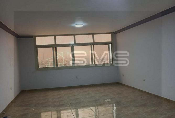 8330818 - Property Main Image