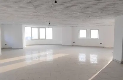 مساحات مكتبية - استوديو - 3 حمامات للايجار في ميدان بيروت - الماظة - مصر الجديدة - القاهرة