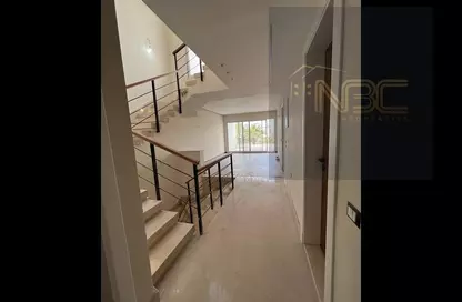Townhouse - 4 Bedrooms - 4 Bathrooms for sale in Westown - Sheikh Zayed Compounds - Sheikh Zayed City - Giza