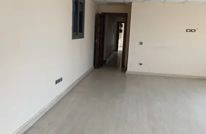 Office Space - Studio - 1 Bathroom for rent in Bank Center Street - South Teseen St. - The 5th Settlement - New Cairo City - Cairo