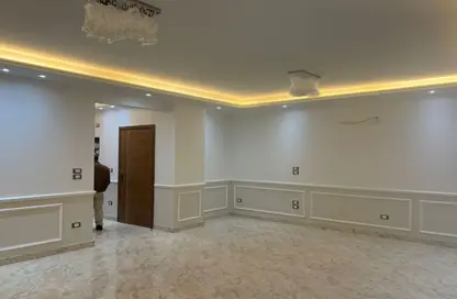 Apartment - 3 Bedrooms - 2 Bathrooms for rent in Grand Cesar - South Investors Area - New Cairo City - Cairo