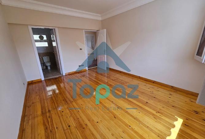 8135607 - Property Image 3