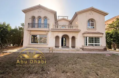 Villa - 4 Bedrooms - 4 Bathrooms for sale in Privado - Madinaty - Cairo