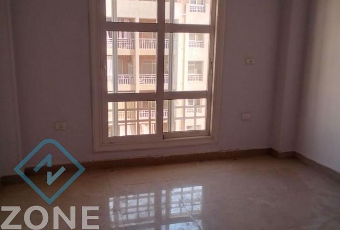 8174987 - Property Image 2