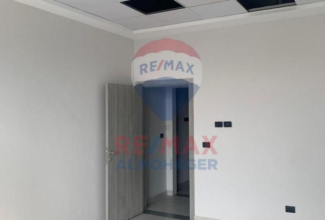 8536555 - Property Image 2