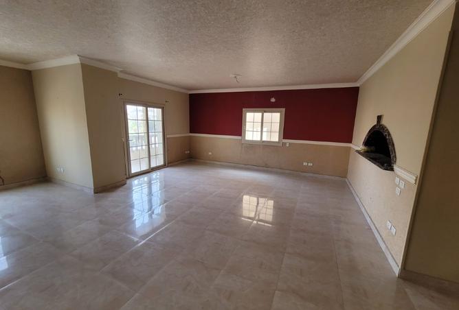 8374132 - Property Image 2