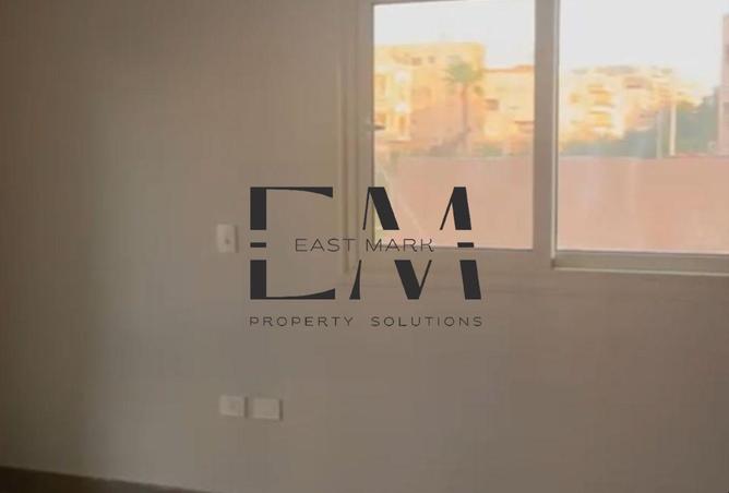 8036413 - Property Image 2