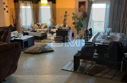 شقة - 3 غرف نوم - 3 حمامات للبيع في شارع 2 - الحي الثاني - التجمع الخامس - مدينة القاهرة الجديدة - القاهرة