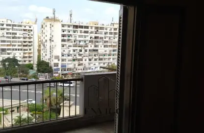 Apartment - 3 Bedrooms - 1 Bathroom for sale in Rabaa Al Adaweyah - Nasr City - Cairo