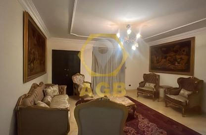 Apartment - 2 Bedrooms - 1 Bathroom for rent in Ahmed Fakhry St. - 6th Zone - Nasr City - Cairo