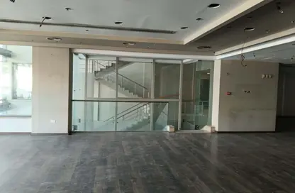 Retail - Studio - 2 Bathrooms for rent in Bank Center Street - South Teseen St. - The 5th Settlement - New Cairo City - Cairo