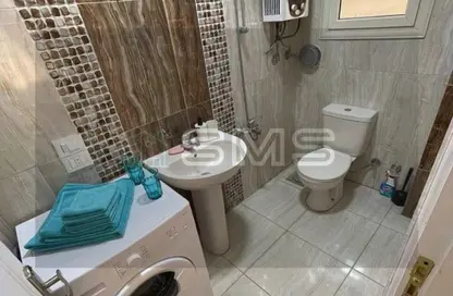 شقة - 1 حمام للايجار في شارع دكتور ياسين عبد الغفار - المنطقة ج - حى جنوب الاكايمية - مدينة القاهرة الجديدة - القاهرة
