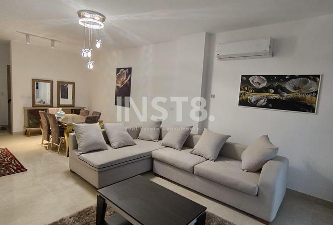 8330800 - Property Image 2