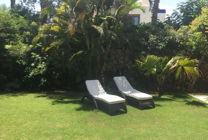 8041090 - Property Image 2