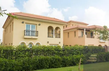 Villa - 5 Bedrooms - 4 Bathrooms for sale in Hyde Park - 5th Settlement Compounds - The 5th Settlement - New Cairo City - Cairo