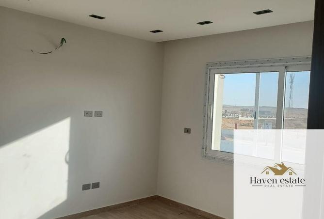 8301583 - Property Image 2