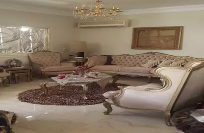 Apartment - 2 Bedrooms - 1 Bathroom for sale in 1st Neighborhood - 7th Area - Shorouk City - Cairo