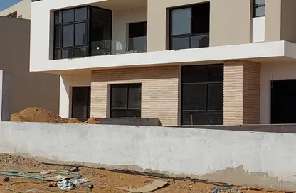 Townhouse - 4 Bedrooms - 4 Bathrooms for sale in Hyde Park - New Cairo City - Cairo