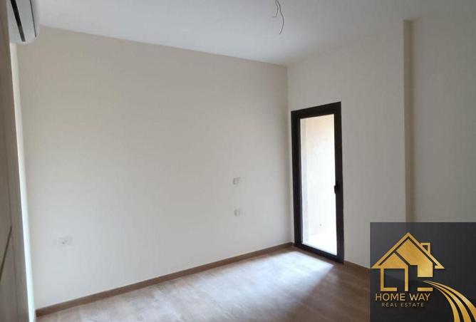 8023169 - Property Image 2