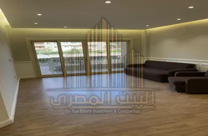 شقة - 3 غرف نوم - 2 حمامات للبيع في مدينة وصال - كمبوندات الشروق - مدينة الشروق - القاهرة