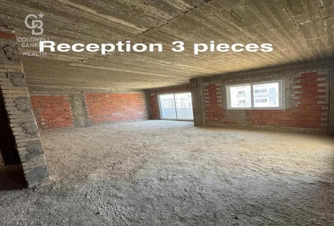 8070187 - Property Main Image