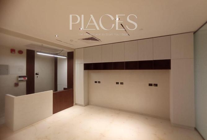 8233880 - Property Main Image