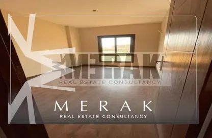 Apartment - 3 Bedrooms - 2 Bathrooms for sale in Galleria Moon Valley - South Investors Area - New Cairo City - Cairo