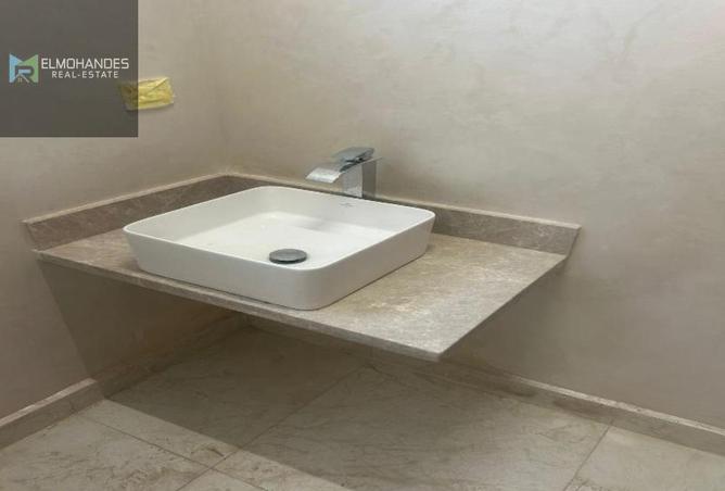 8517692 - Property Image 2