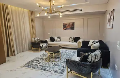Villa - 5 Bedrooms - 5 Bathrooms for rent in Oriana Complex - Al Hadaba Al Wosta - Mokattam - Cairo
