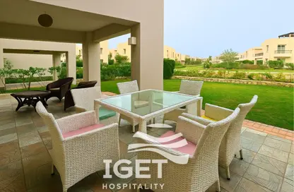 Chalet - 2 Bedrooms - 2 Bathrooms for rent in Hacienda Bay - Sidi Abdel Rahman - North Coast