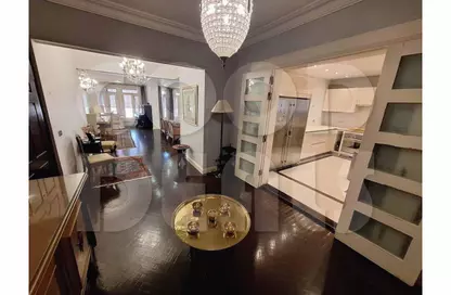 Apartment - 3 Bedrooms - 2 Bathrooms for sale in Ard El Golf - Heliopolis - Masr El Gedida - Cairo