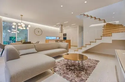 Apartment - 4 Bedrooms - 4 Bathrooms for sale in Royal Meadows - Sheikh Zayed Compounds - Sheikh Zayed City - Giza