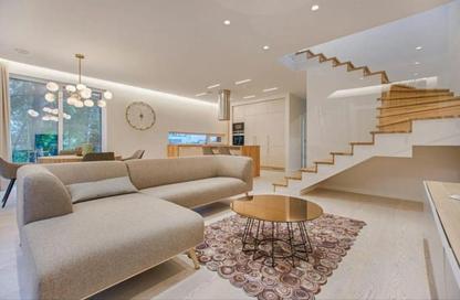 Apartment - 4 Bedrooms - 4 Bathrooms for sale in Ivoire - Sheikh Zayed City - Giza