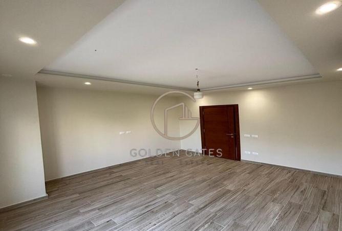 8182782 - Property Image 3