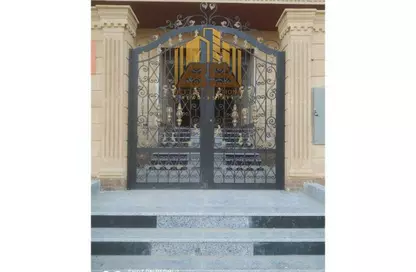 Full Floor - 2 Bedrooms - 2 Bathrooms for sale in 9th District - Obour City - Qalyubia