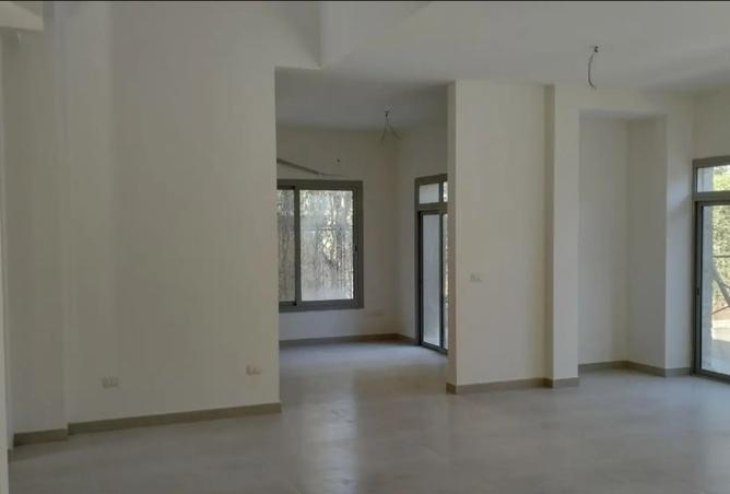 8304356 - Property Image 2