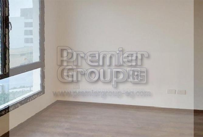 8195678 - Property Image 3