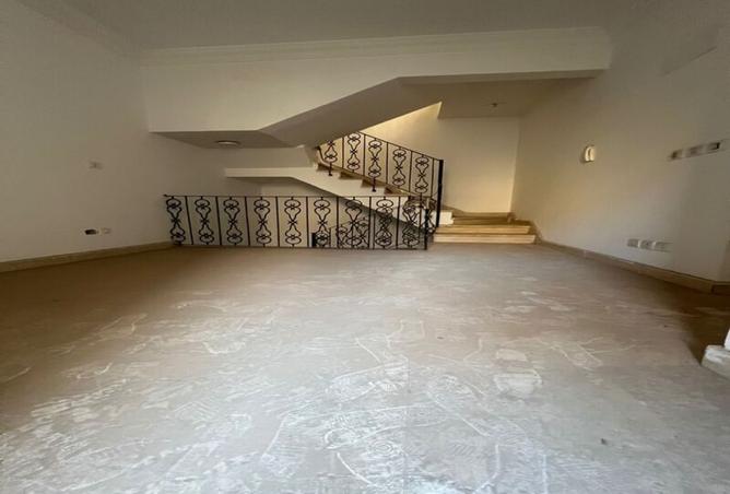8142710 - Property Image 2